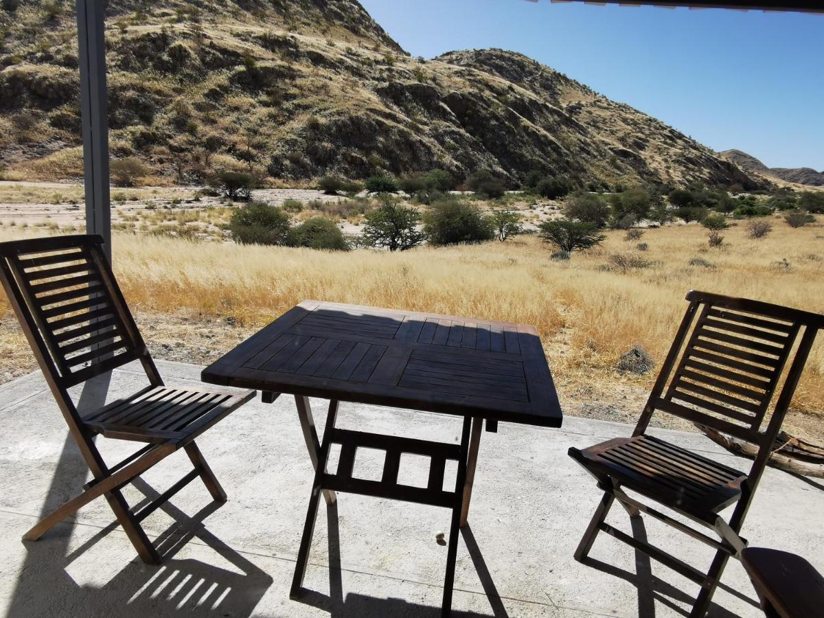 Achab Eco Cabin Usakos ภายนอก รูปภาพ